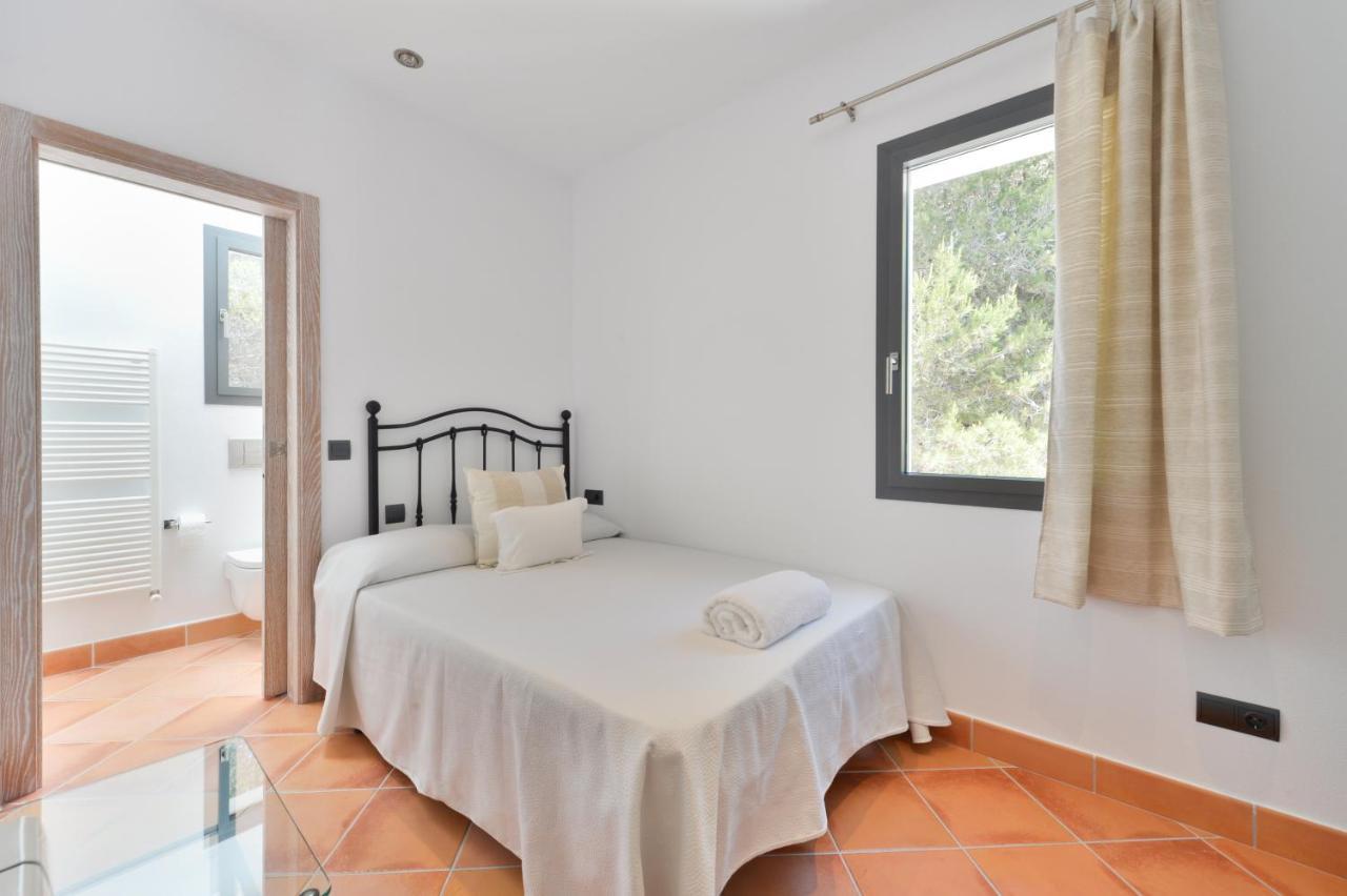 New Villa With Pool 19 Mins From Ibiza Town Cana Clara Santa Eularia des Riu Exterior photo