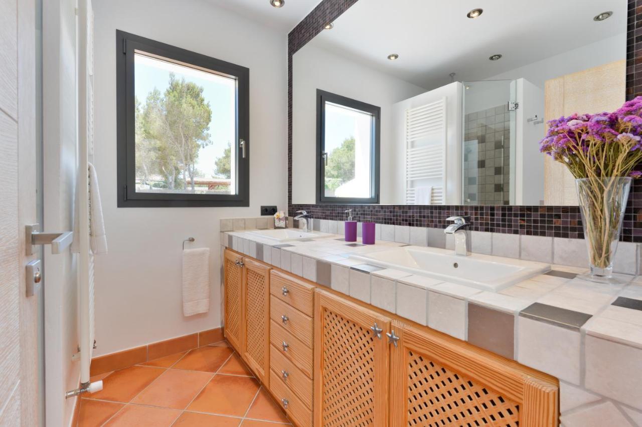New Villa With Pool 19 Mins From Ibiza Town Cana Clara Santa Eularia des Riu Exterior photo